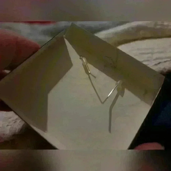 2 pairs of Silver Earrings - Picture 5 of 6